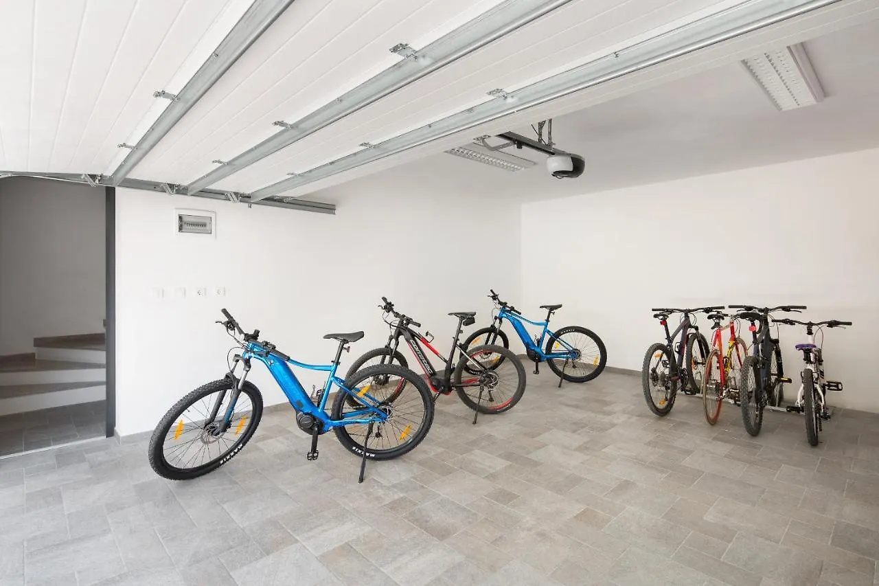 Lemechi Casa Girasole Apartments Rabac